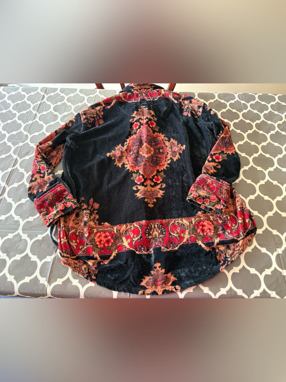 We The Free One Night Velvet Top Black Velvet Button-Down with Red Floral Print - Picture 5 of 10